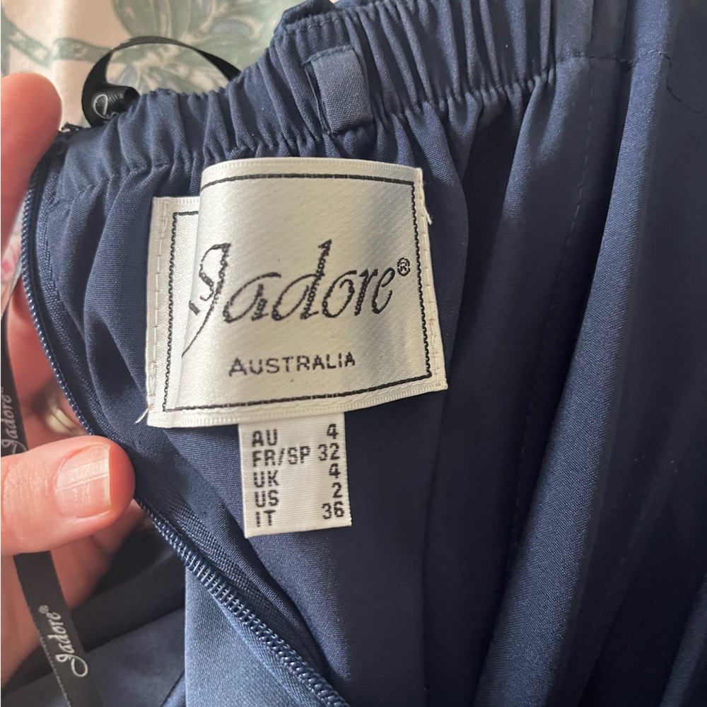 Jadore navy blue gown - Picture 11 of 11